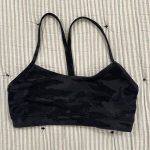 Wunder under Lululemon sports bra